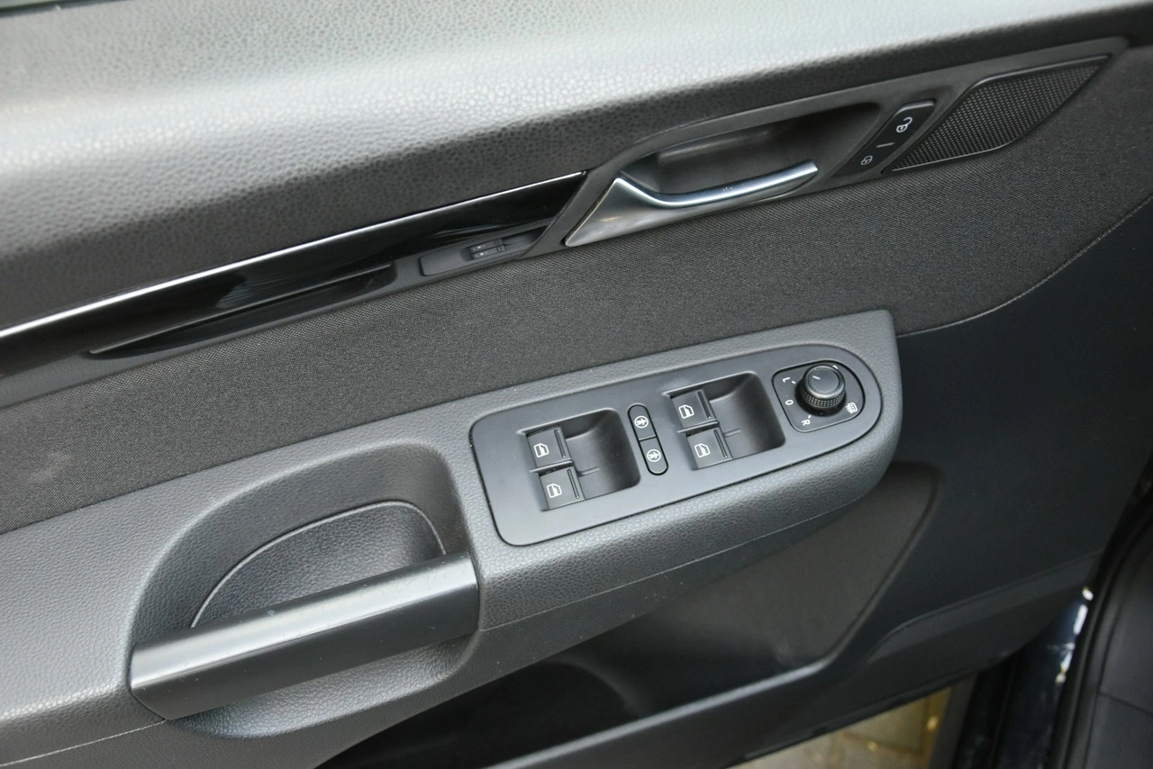 Seat Alhambra - Zdjęcie 27