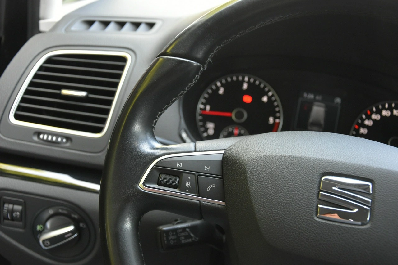 Seat Alhambra - Zdjęcie 31