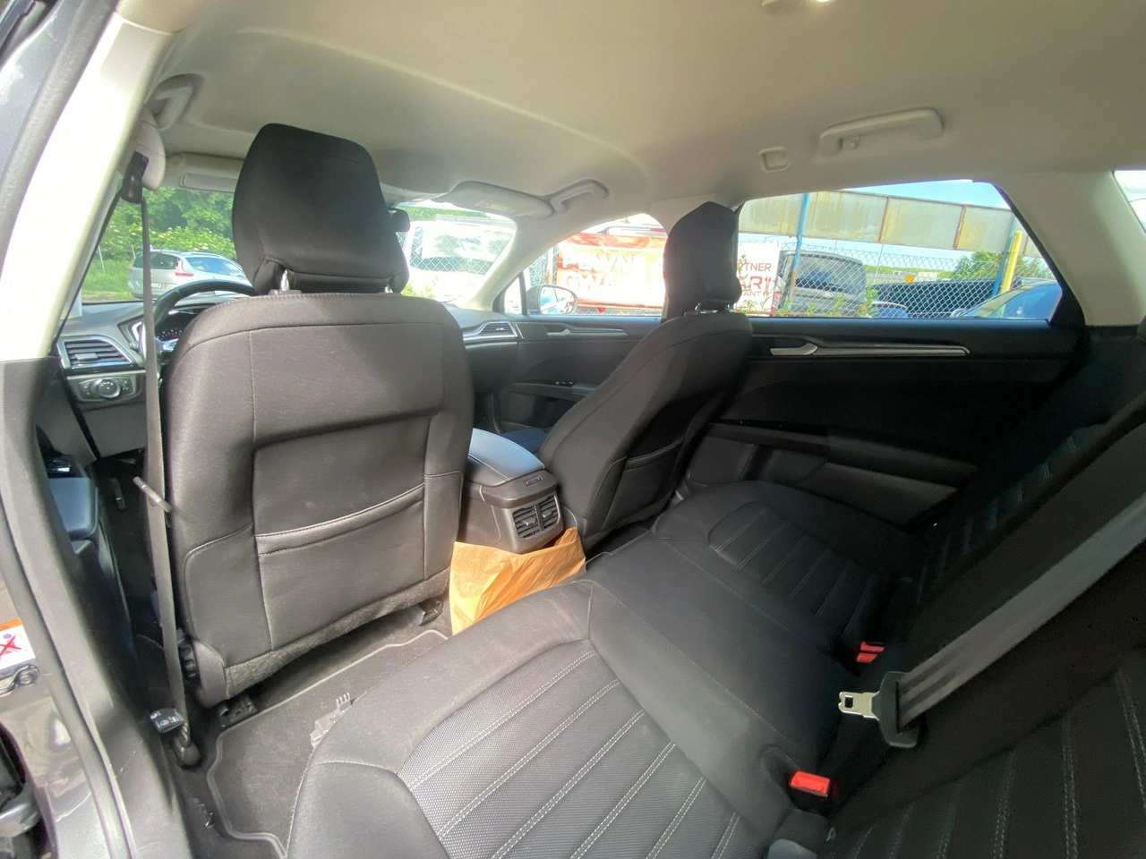 Ford Mondeo - Zdjęcie 17