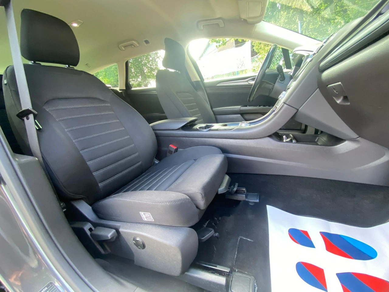 Ford Mondeo - Zdjęcie 22