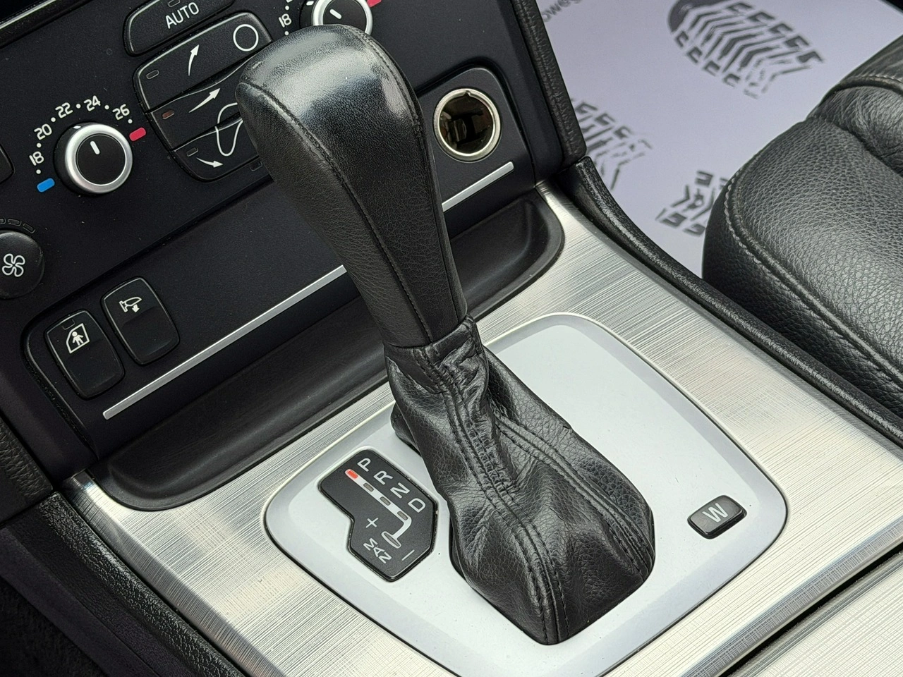 Volvo XC 90 - Zdjęcie 17
