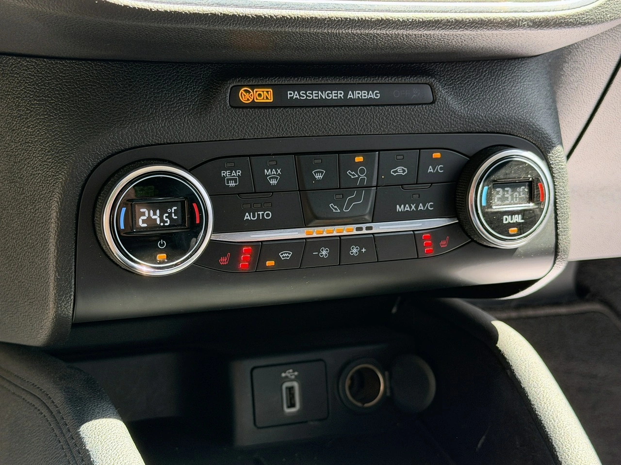 Ford Focus - Zdjęcie 17