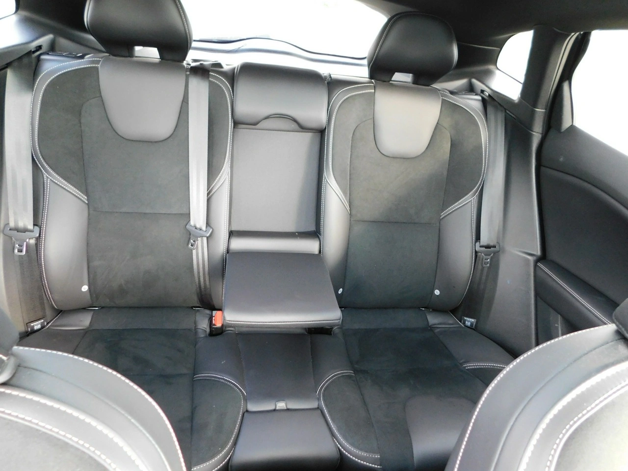 Volvo V40 - Zdjęcie 11
