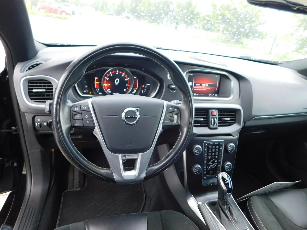 Volvo V40 - Zdjęcie 17