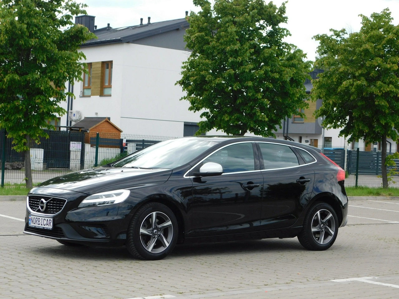 Volvo V40 - Zdjęcie 1