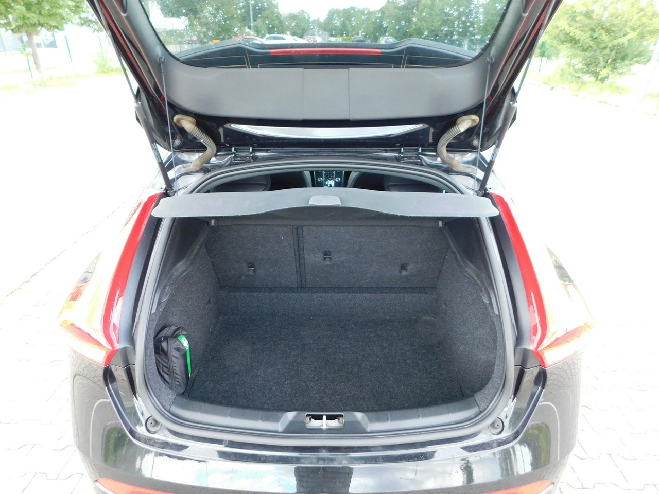 Volvo V40 - Zdjęcie 23