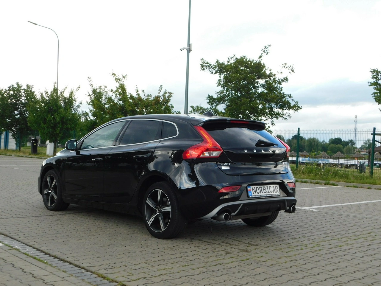 Volvo V40 - Zdjęcie 32