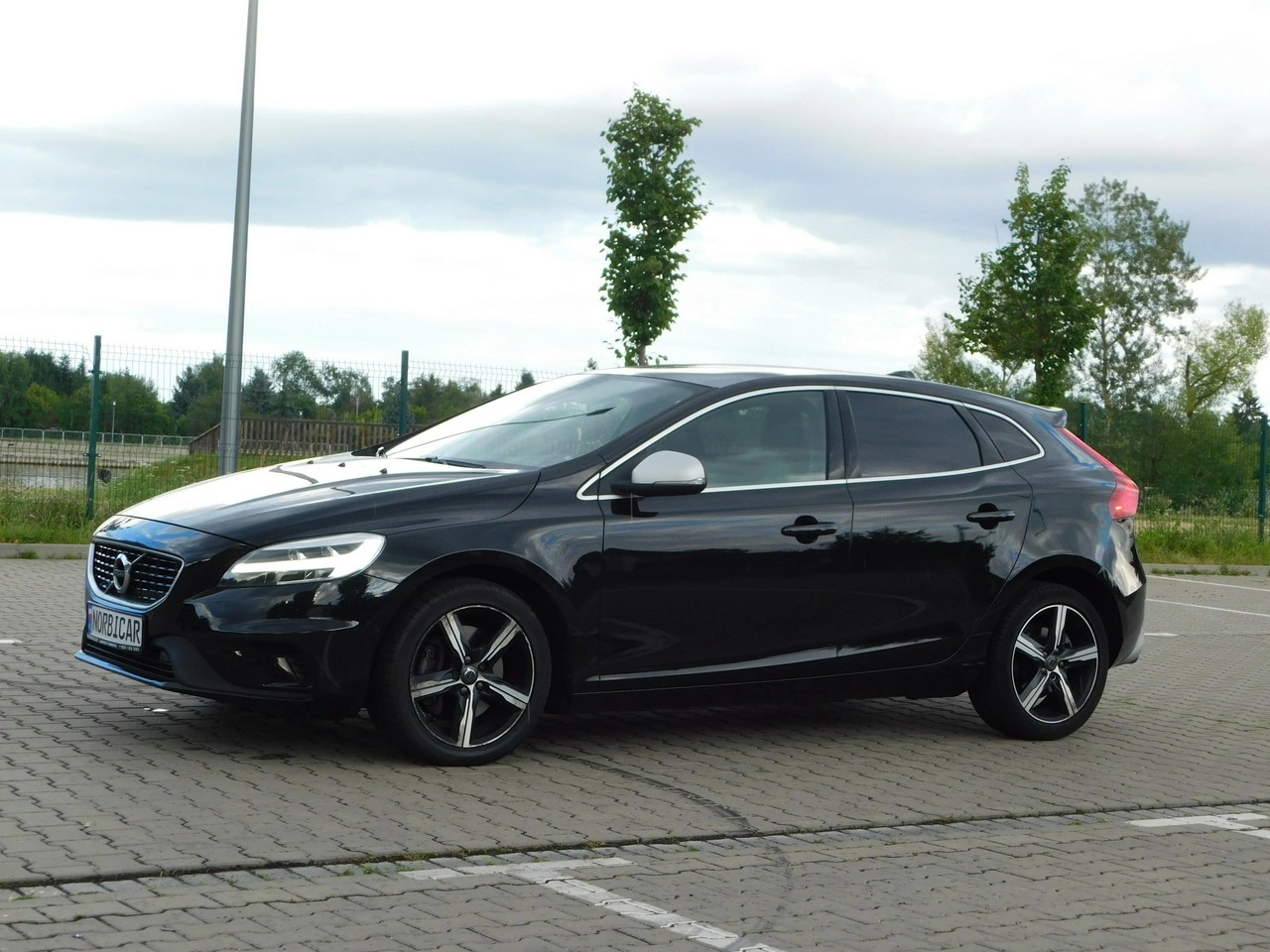Volvo V40 - Zdjęcie 34