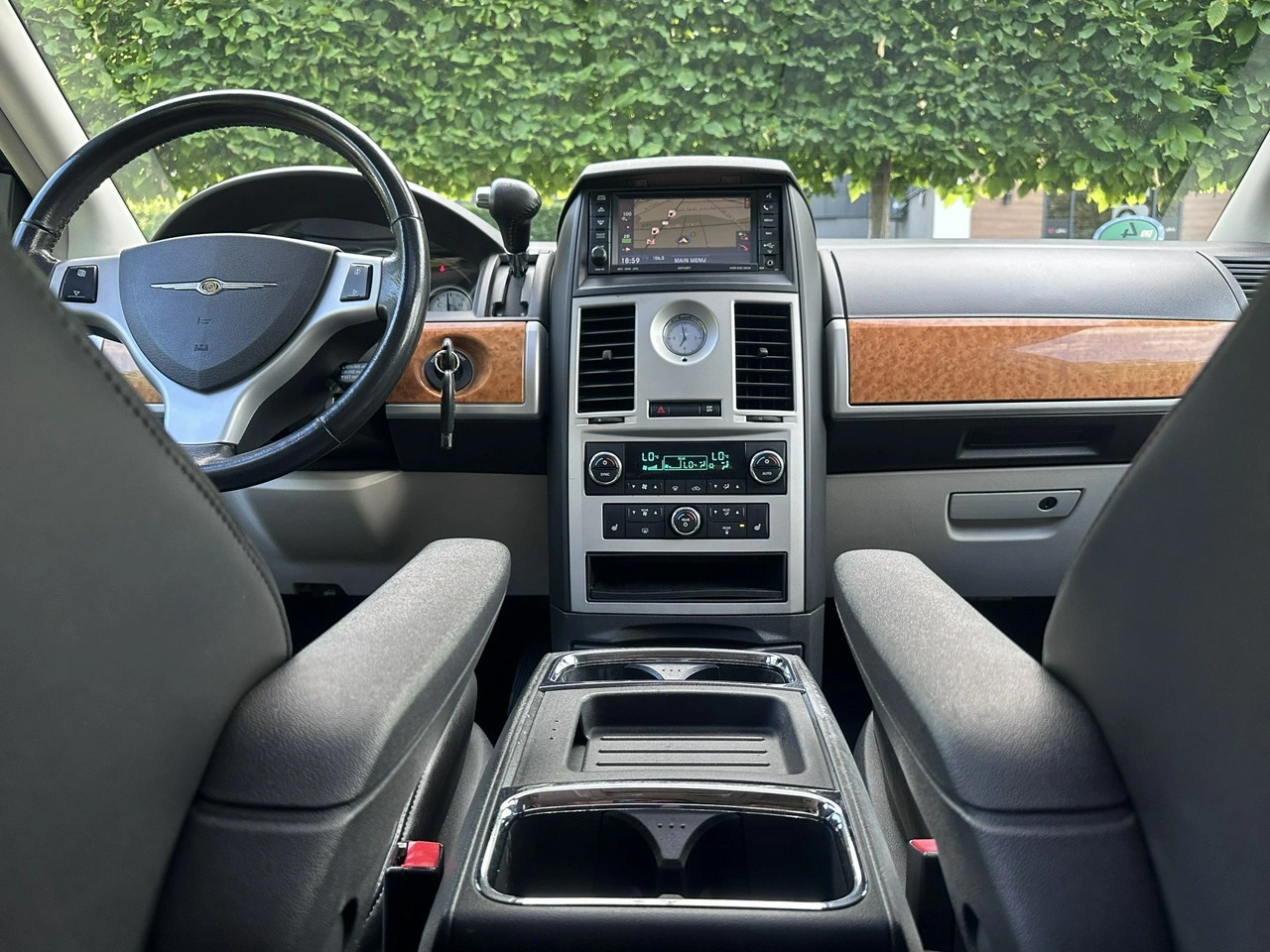 Chrysler Grand Voyager - Zdjęcie 31