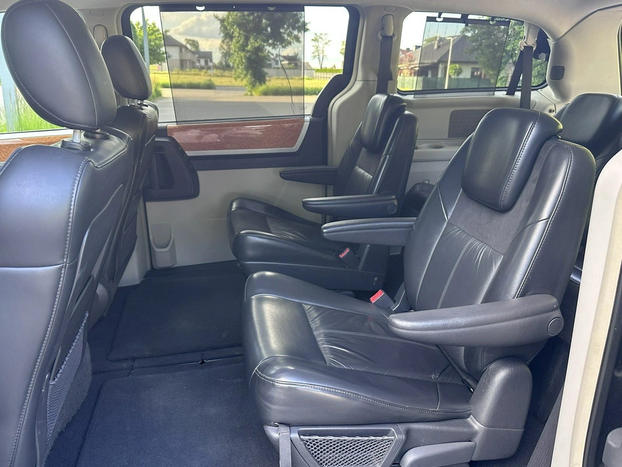 Chrysler Grand Voyager - Zdjęcie 34