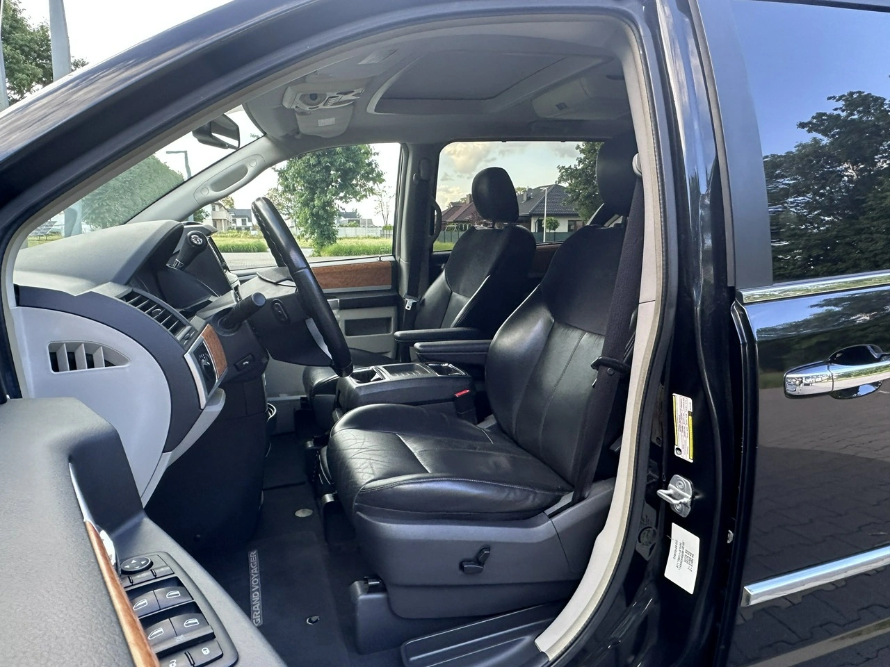 Chrysler Grand Voyager - Zdjęcie 38