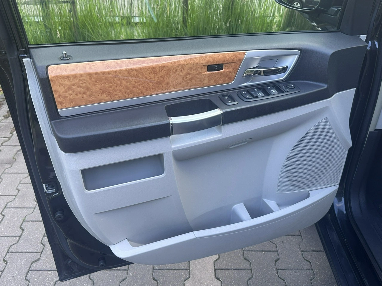 Chrysler Grand Voyager - Zdjęcie 39