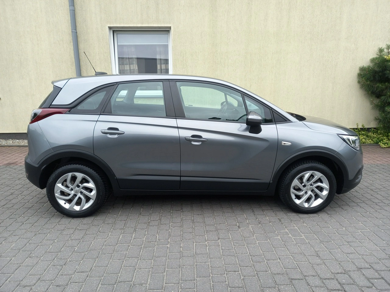 Opel Crossland X - Zdjęcie 12