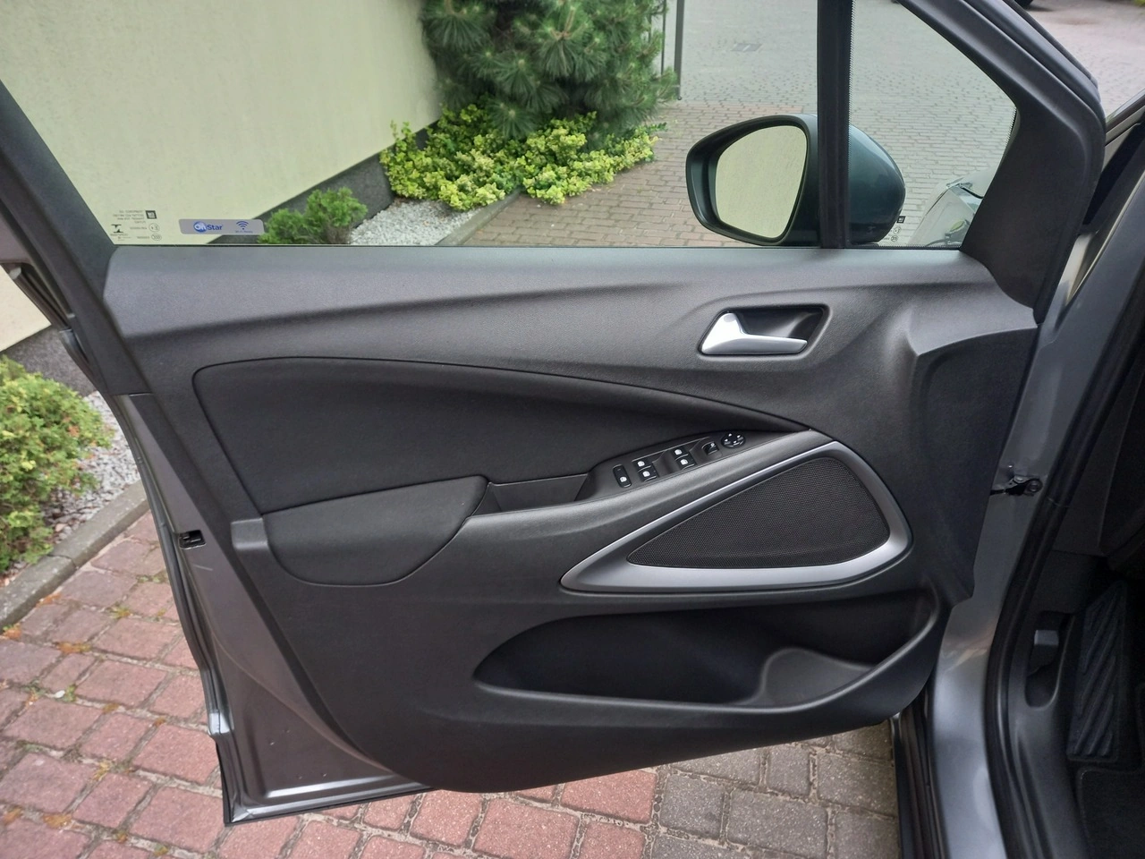 Opel Crossland X - Zdjęcie 26
