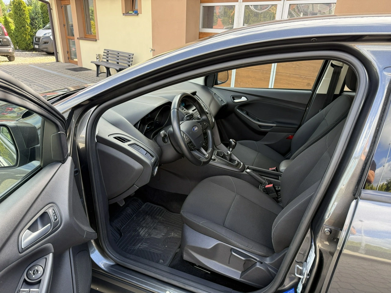Ford Focus - Zdjęcie 19