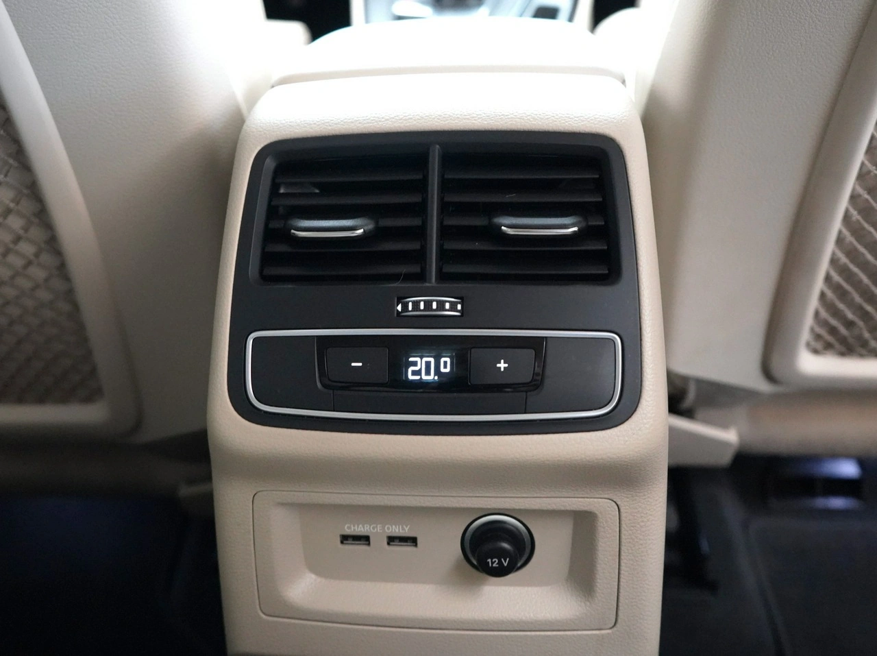 Audi A4 - Zdjęcie 32