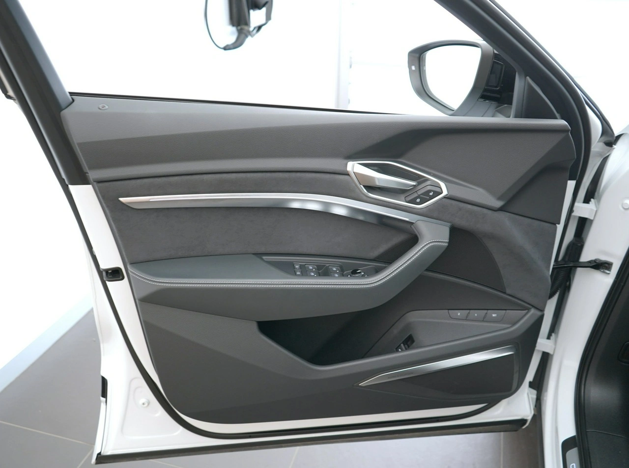 Audi Q8 - Zdjęcie 12