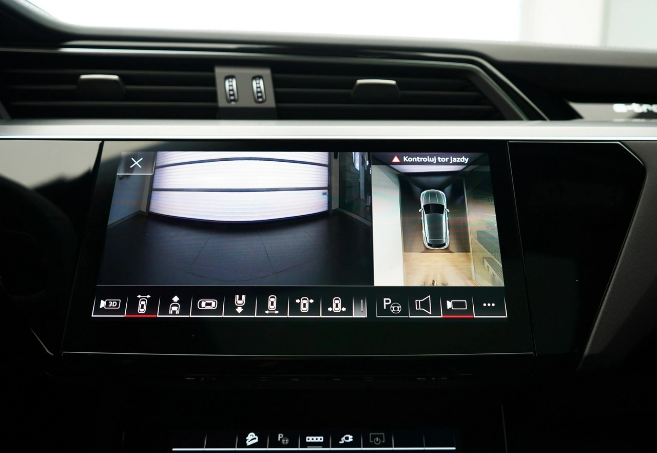Audi Q8 - Zdjęcie 39