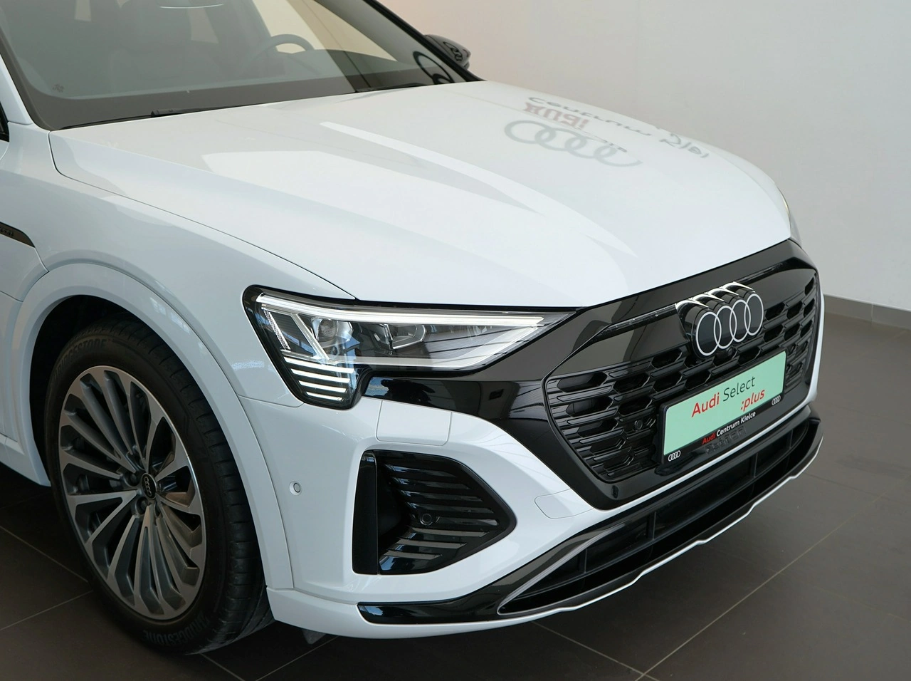 Audi Q8 - Zdjęcie 8