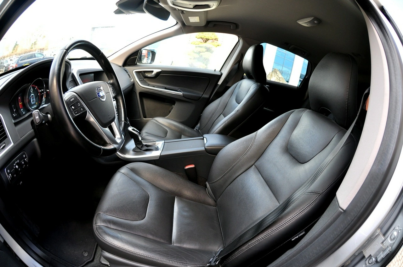 Volvo XC 60 - Zdjęcie 6