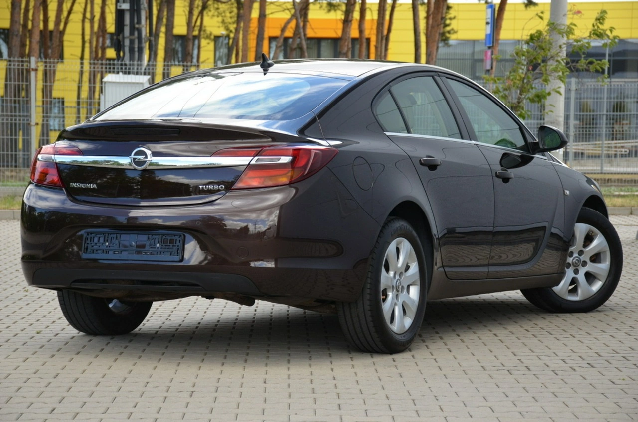 Opel Insignia - Zdjęcie 9