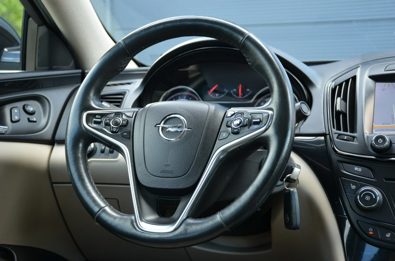 Opel Insignia - Zdjęcie 26