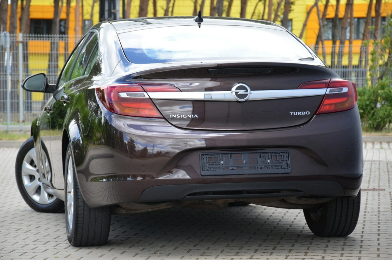 Opel Insignia - Zdjęcie 3