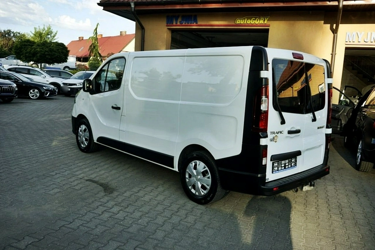 Renault Trafic - Zdjęcie 6