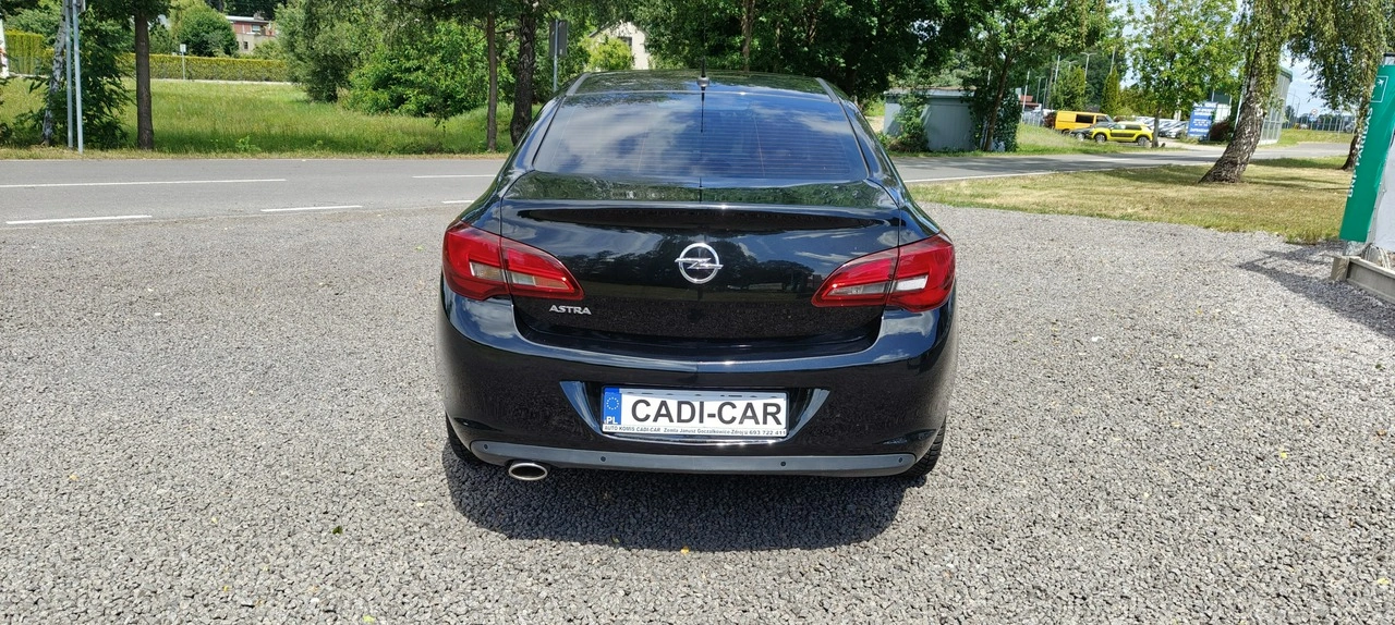 Opel Astra - Zdjęcie 4