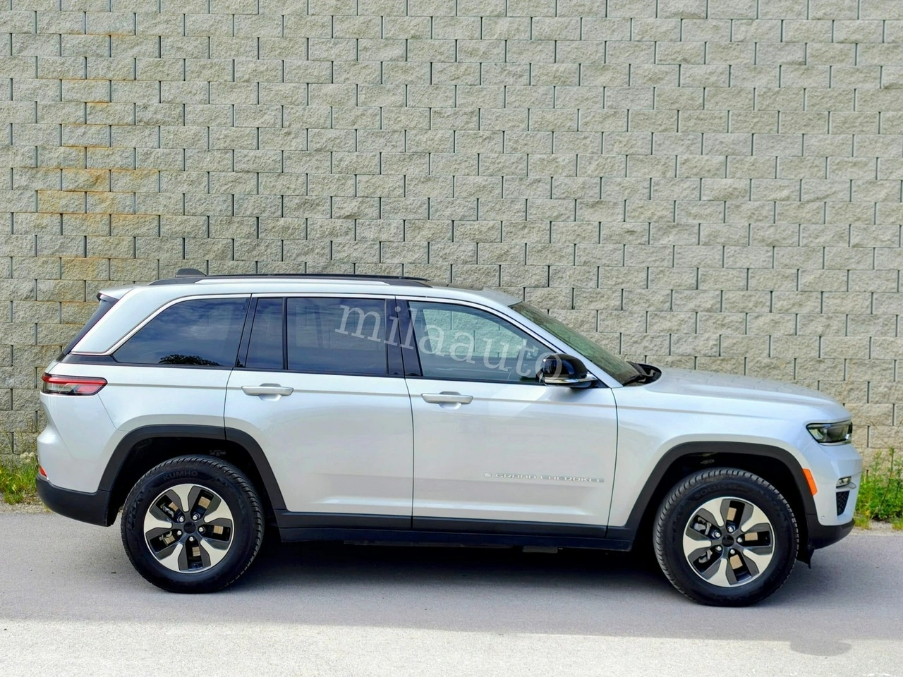 Jeep Grand Cherokee - Zdjęcie 8