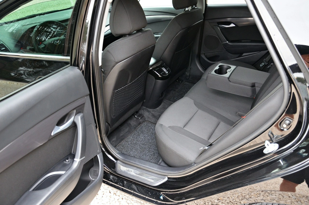 Hyundai i40 - Zdjęcie 33