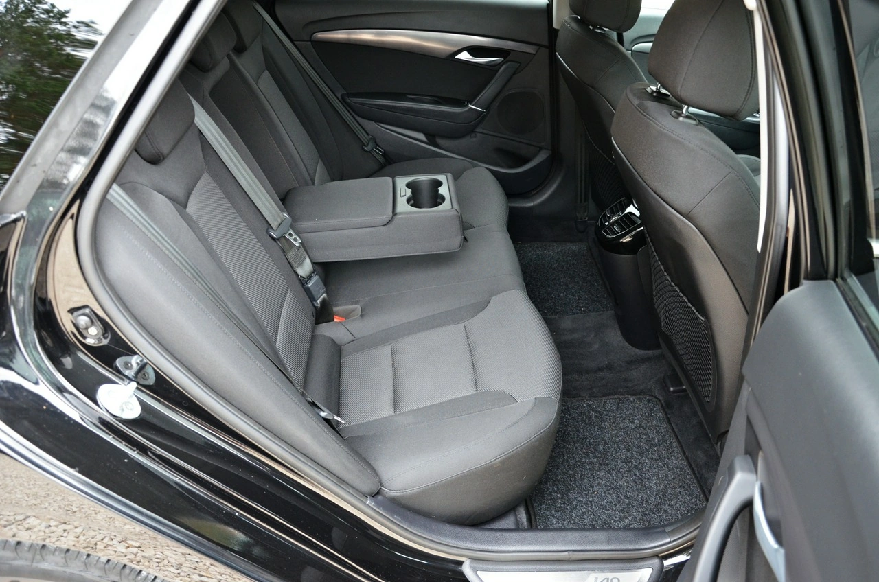 Hyundai i40 - Zdjęcie 35