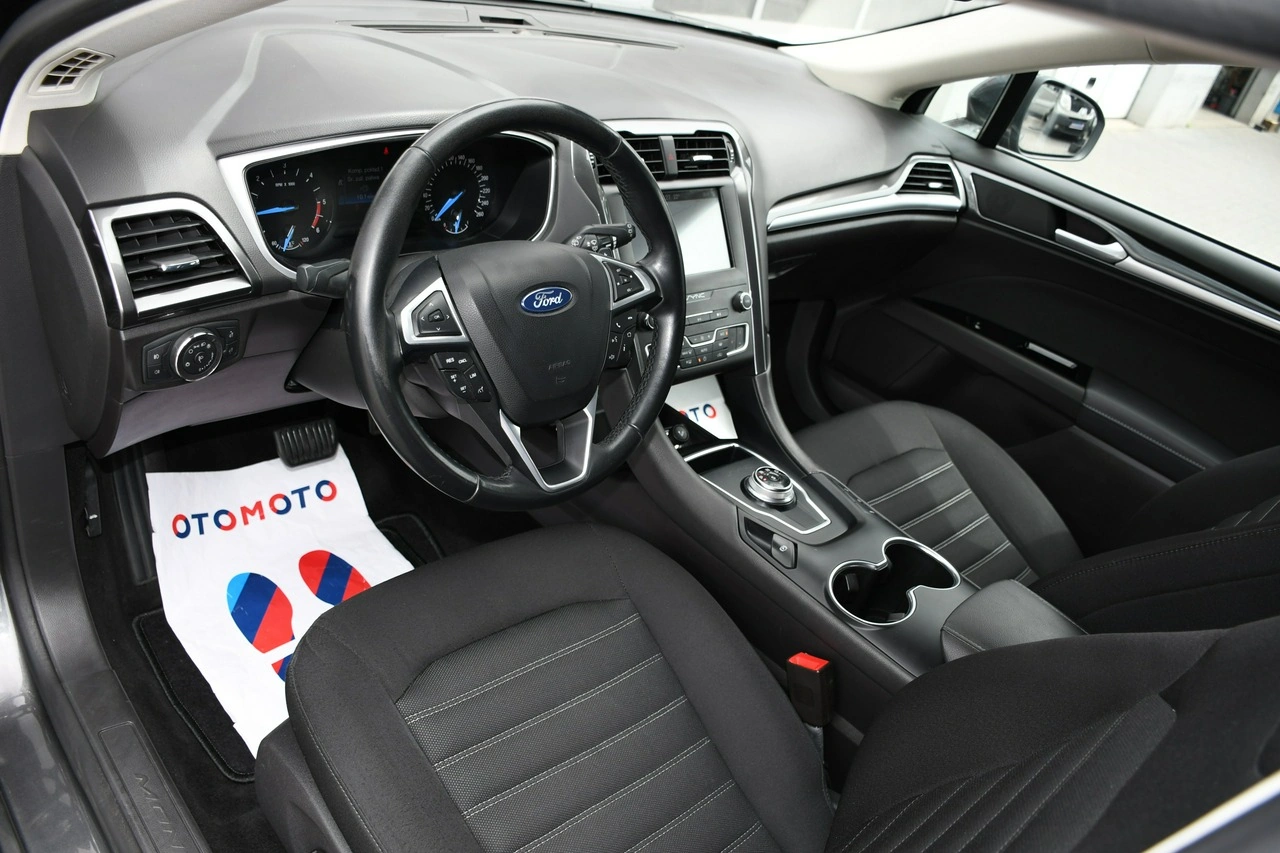 Ford Mondeo - Zdjęcie 19