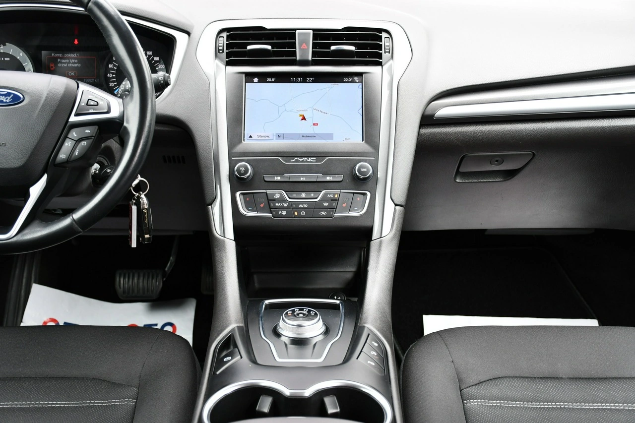Ford Mondeo - Zdjęcie 22