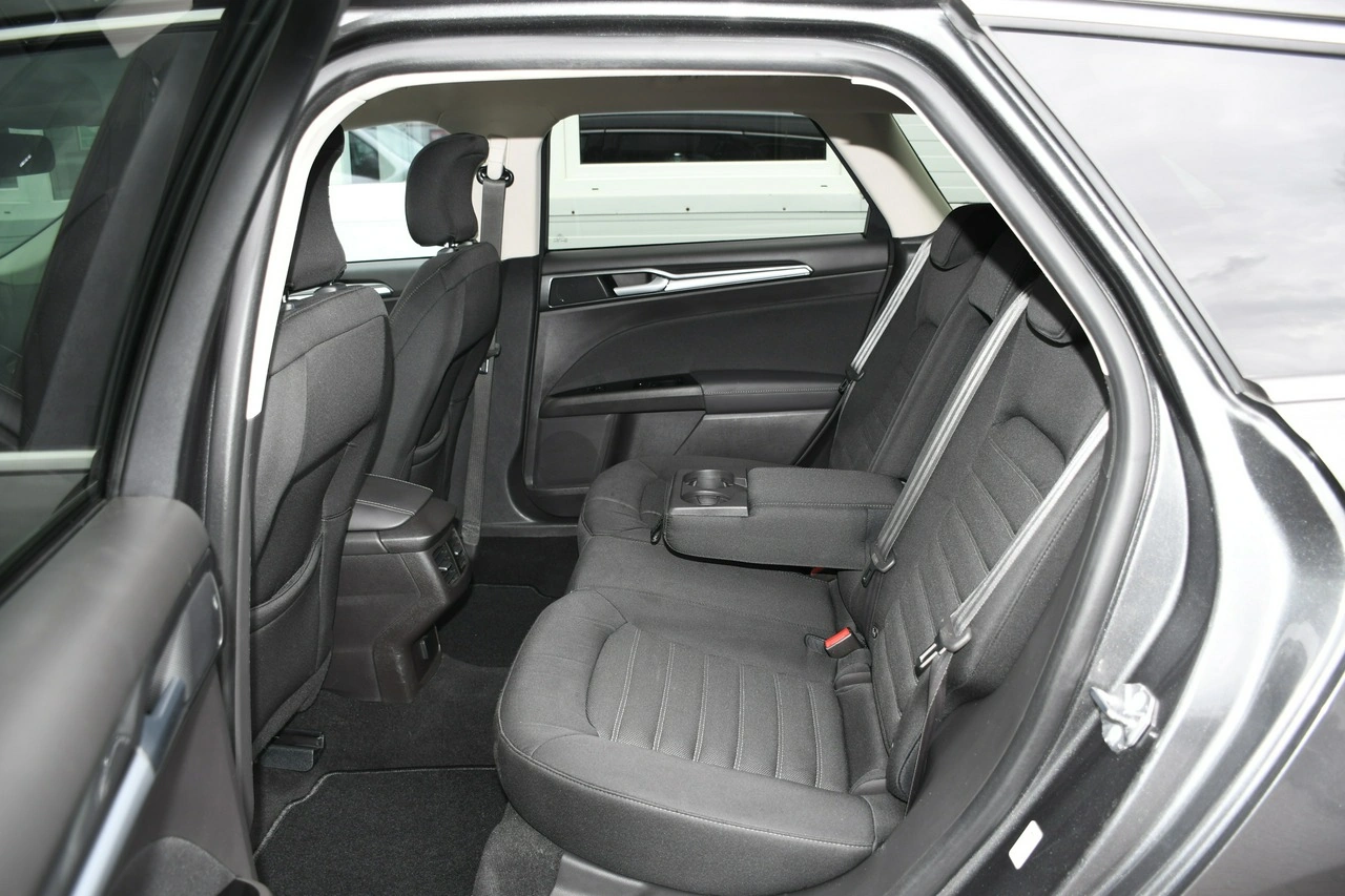 Ford Mondeo - Zdjęcie 29