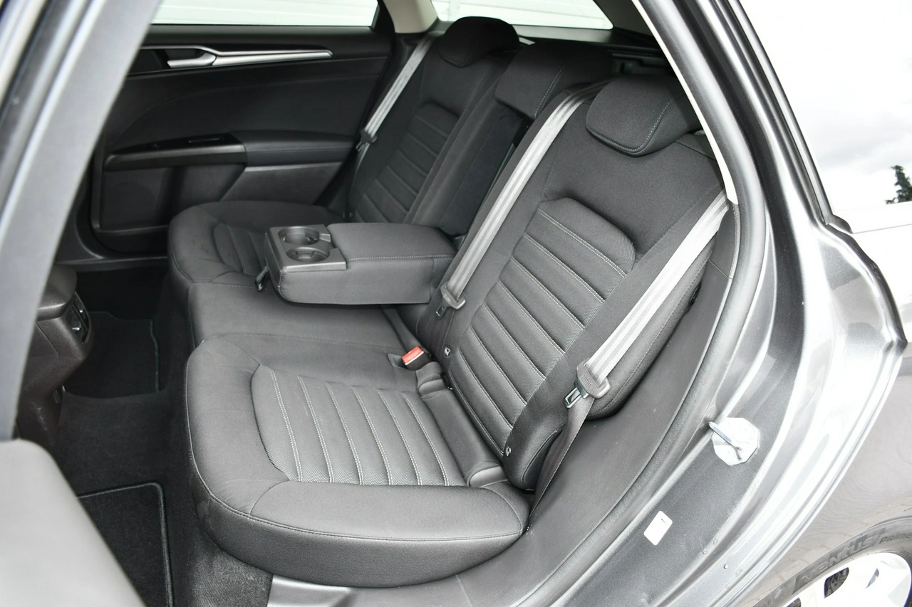 Ford Mondeo - Zdjęcie 31