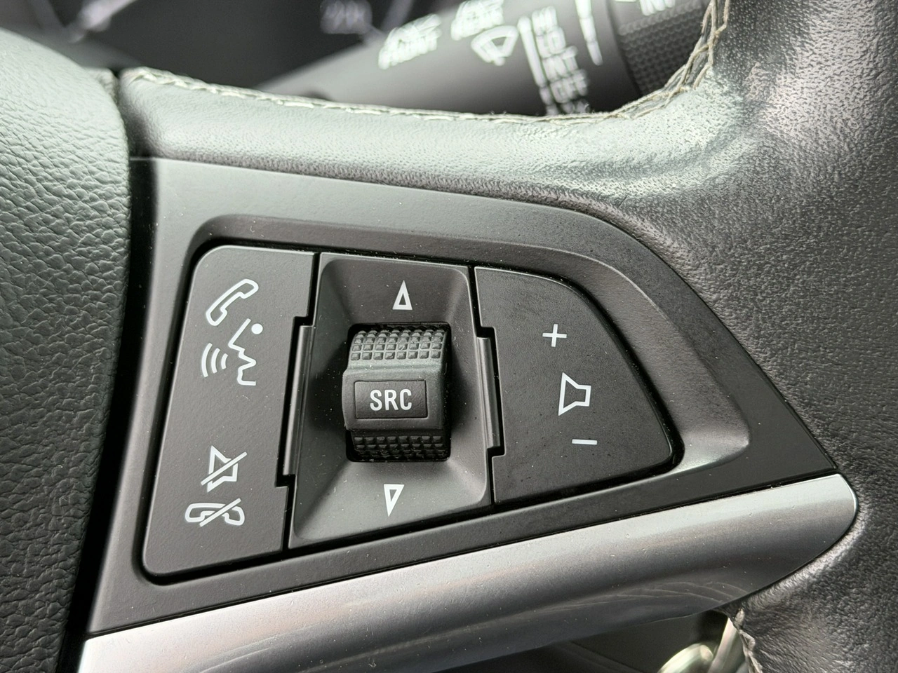Opel Mokka X - Zdjęcie 24