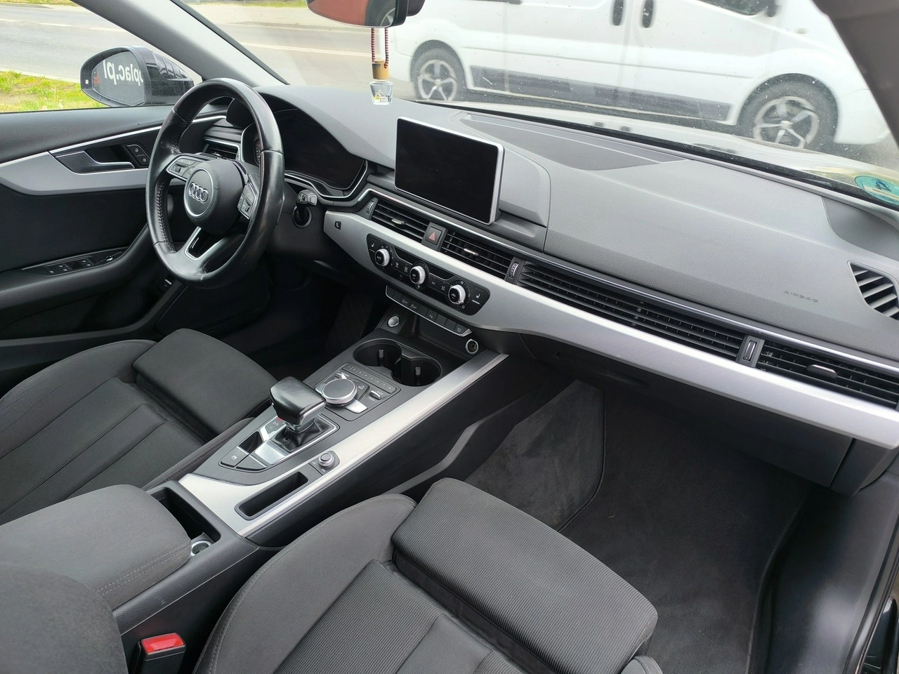 Audi A4 - Zdjęcie 22