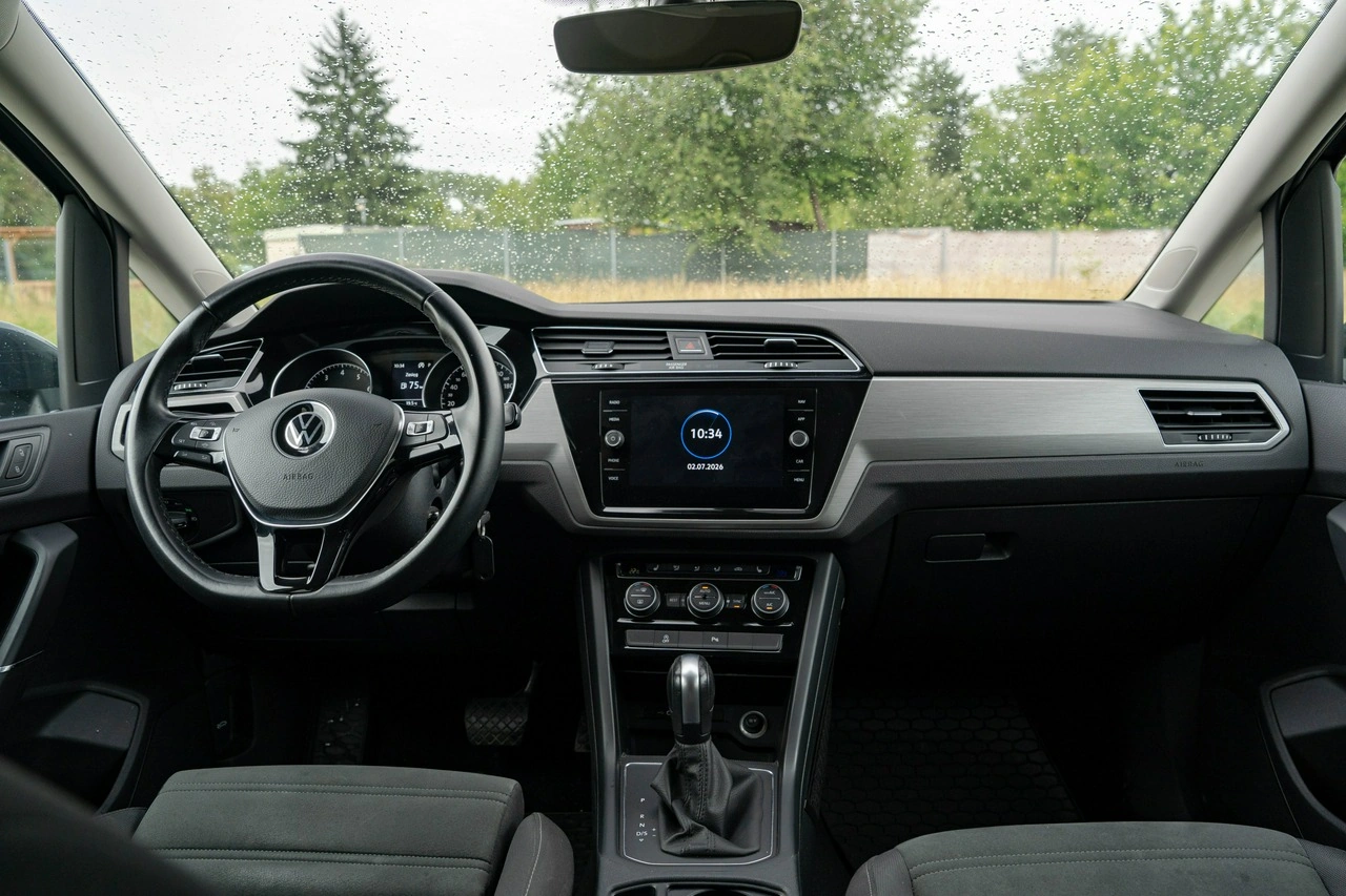 Volkswagen Touran - Zdjęcie 15