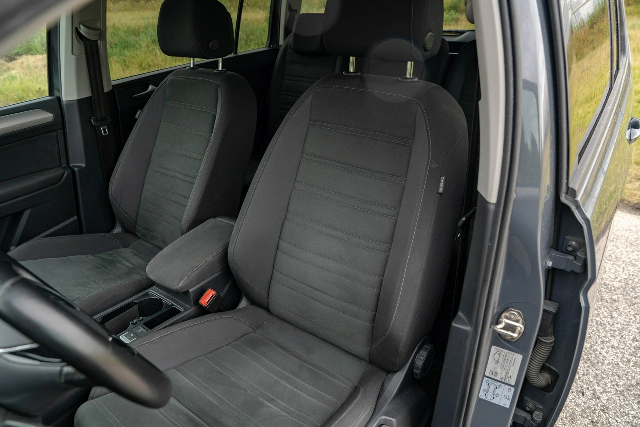 Volkswagen Touran - Zdjęcie 19