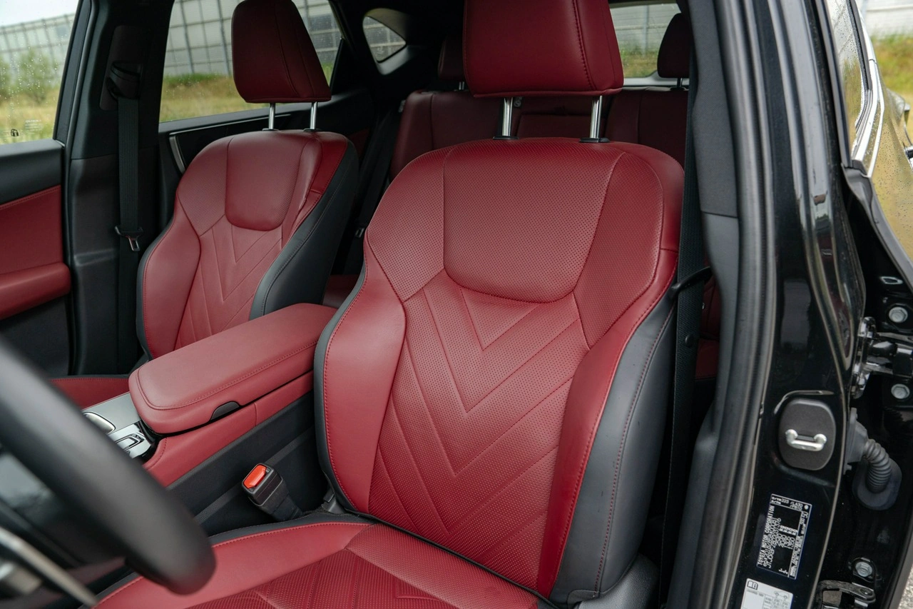 Lexus NX - Zdjęcie 22
