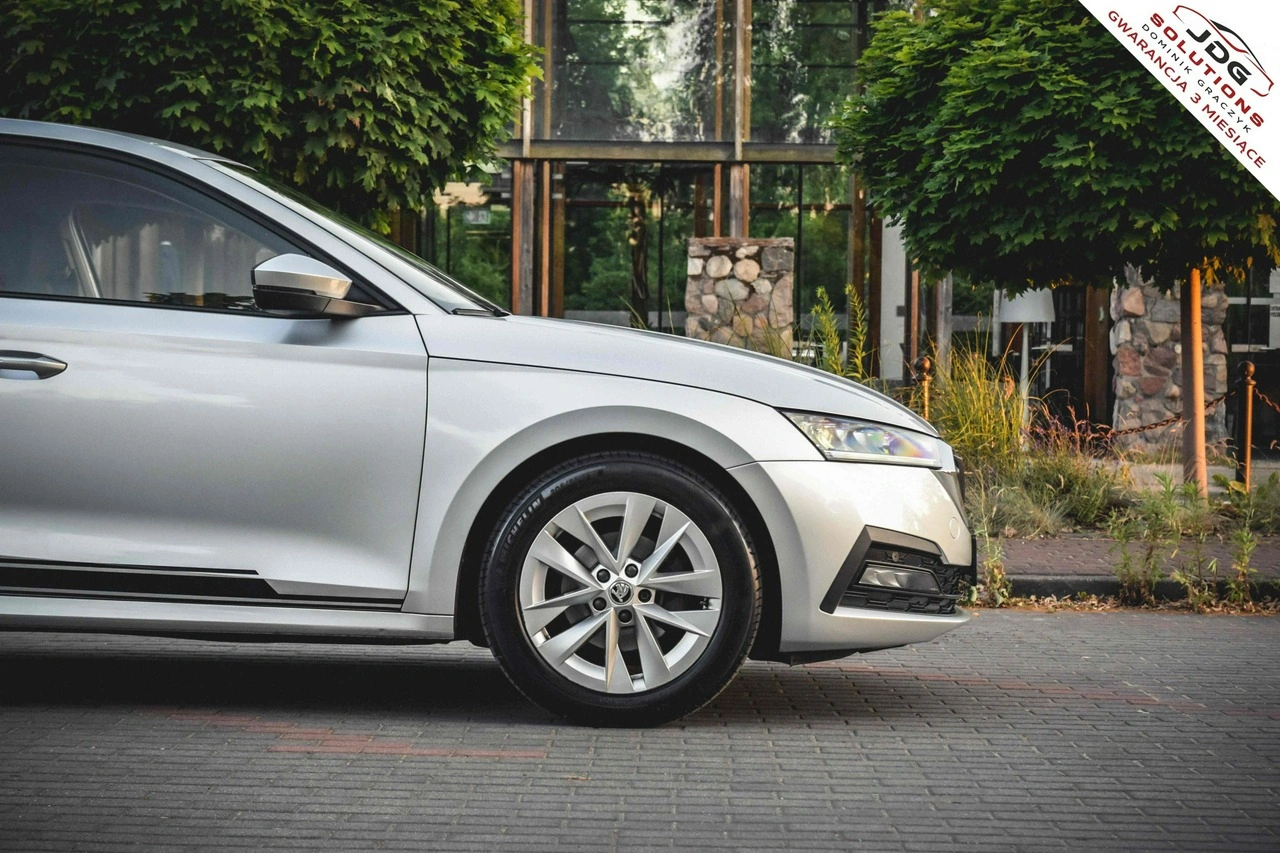 Skoda Octavia - Zdjęcie 12