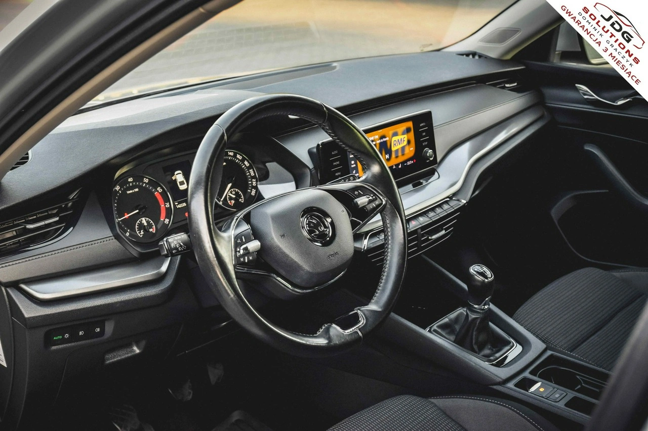 Skoda Octavia - Zdjęcie 18