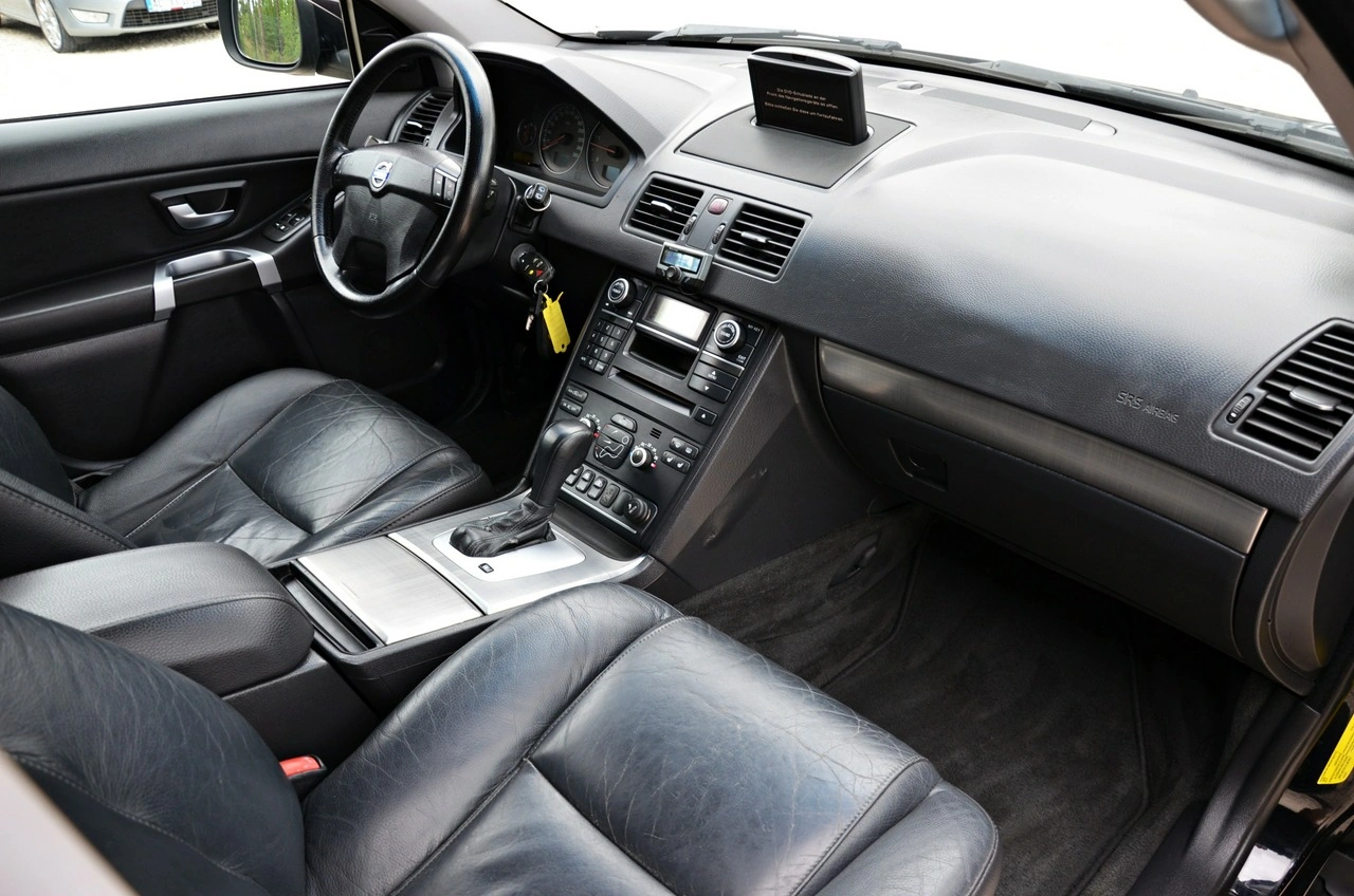 Volvo XC 90 - Zdjęcie 36