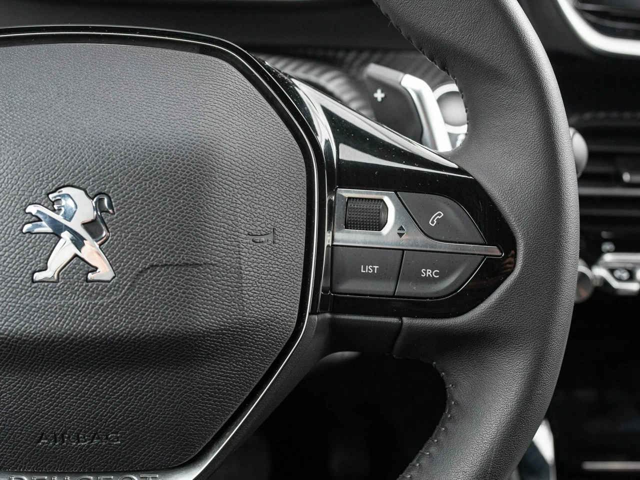 Peugeot 2008 - Zdjęcie 14