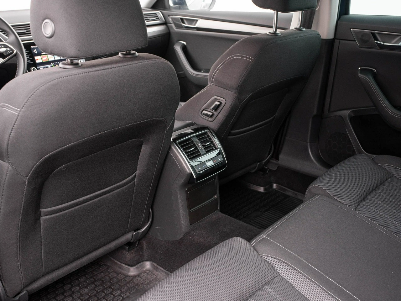 Skoda Superb - Zdjęcie 26