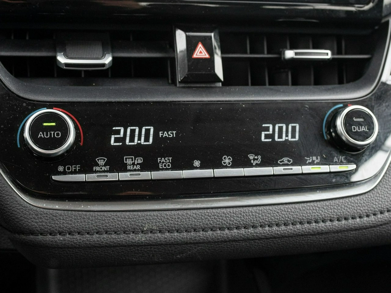 Toyota Corolla - Zdjęcie 14