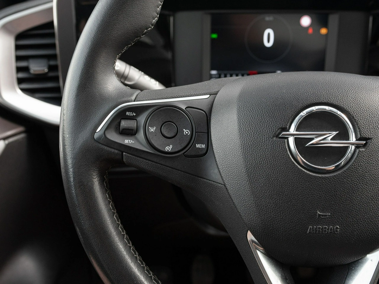 Opel Mokka - Zdjęcie 12