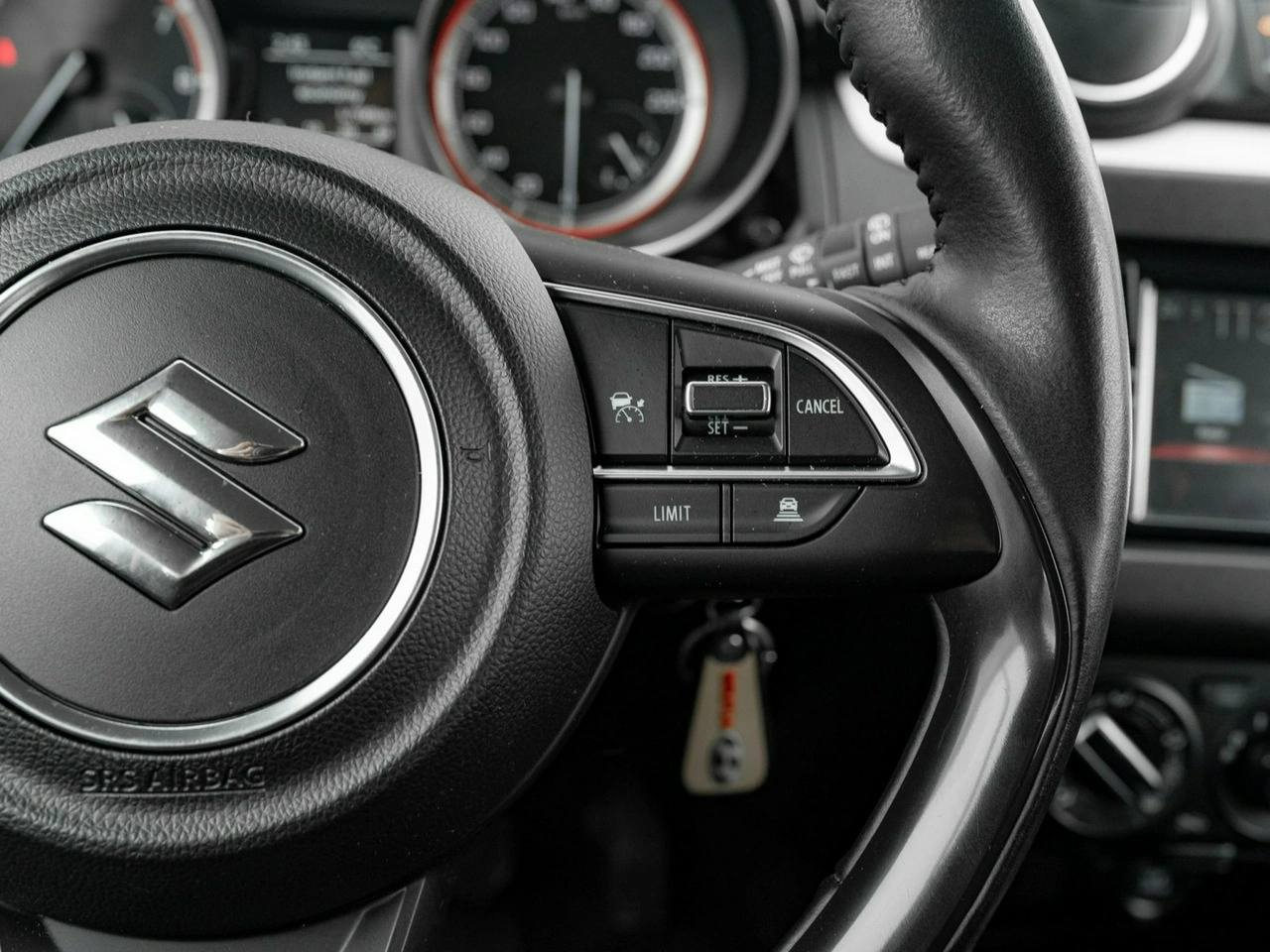 Suzuki Swift - Zdjęcie 12