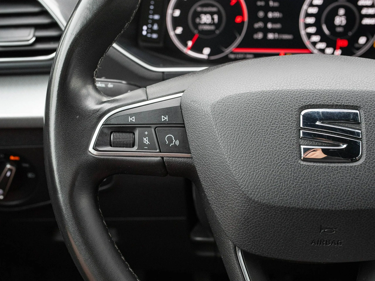 Seat Tarraco - Zdjęcie 12
